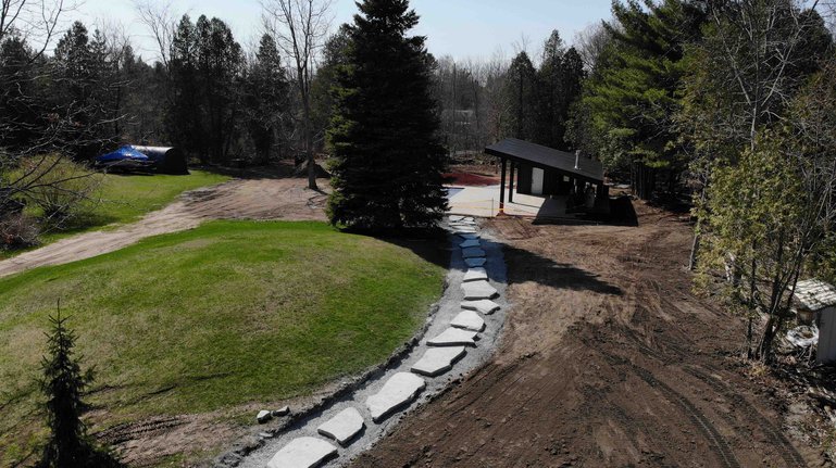 Arial Flagstone