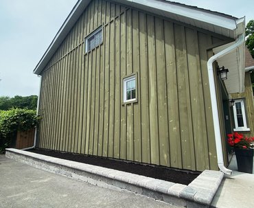 Unilock Garden Wall 2024